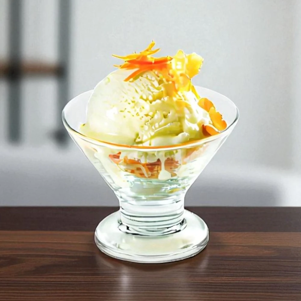 Copa helado Fiesta de vidrio con helado sobre mesa de madera