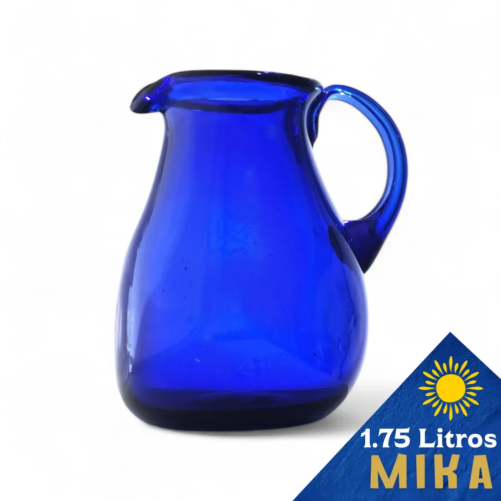 Jarra Mika tres 1.75 litros azul cobalto fondo blanco y capacidad