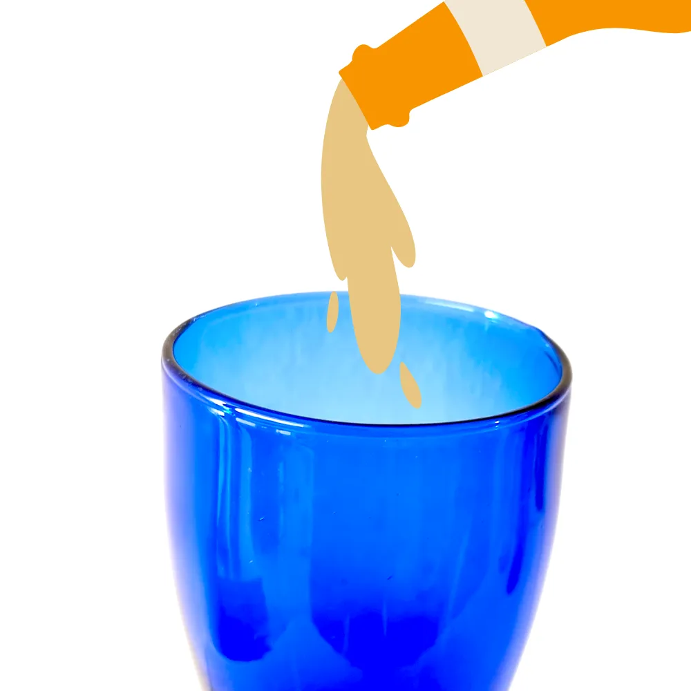 Vaso Cervecero Berlin 500 ml azul cobalto fondo blanco con chorro de cerveza
