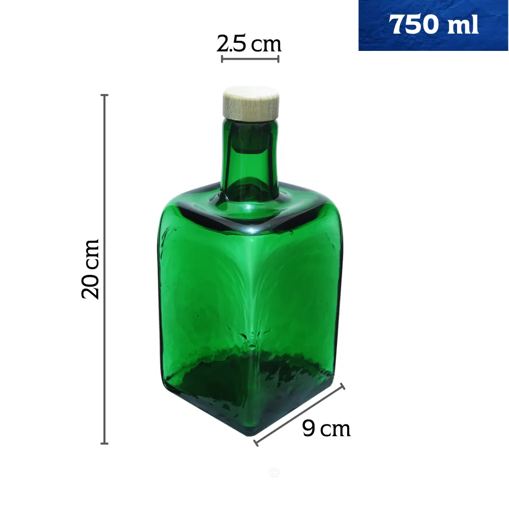 Licorera cuadrada Mexico 750 ml artesanal verde con medidas y capacidad fondo blanco