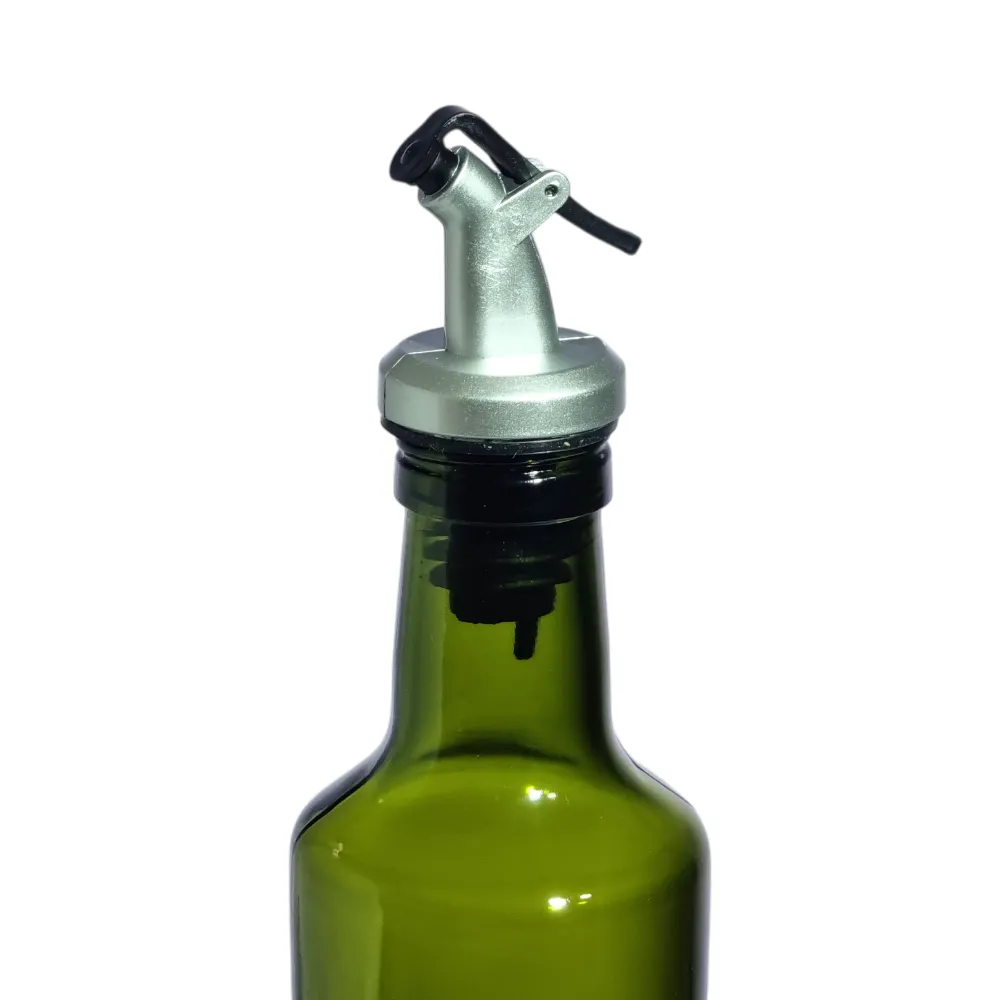 Aceitera de vidrio 500 ml redonda verde enfoque valvula